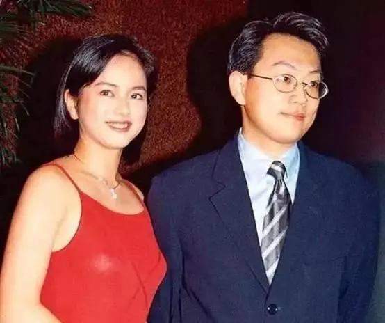 有颜值，有名气，明明可以靠自己，却偏偏要嫁豪门，结果一言难尽