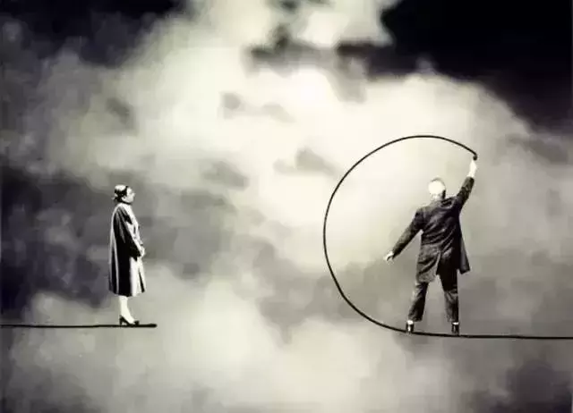 今年1月，张小斐在参加尖叫之夜的时候，几乎没有人主动和她打招呼