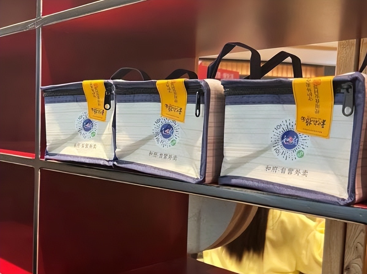 杭州市场监管点赞和府捞面：餐饮安全无死角