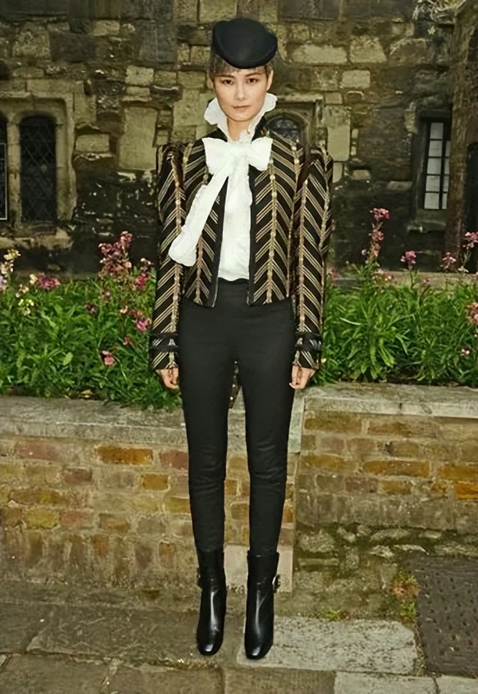 身高超175的11位女星，个个“鹤立鸡群”，不用抠抠搜搜谎报身高