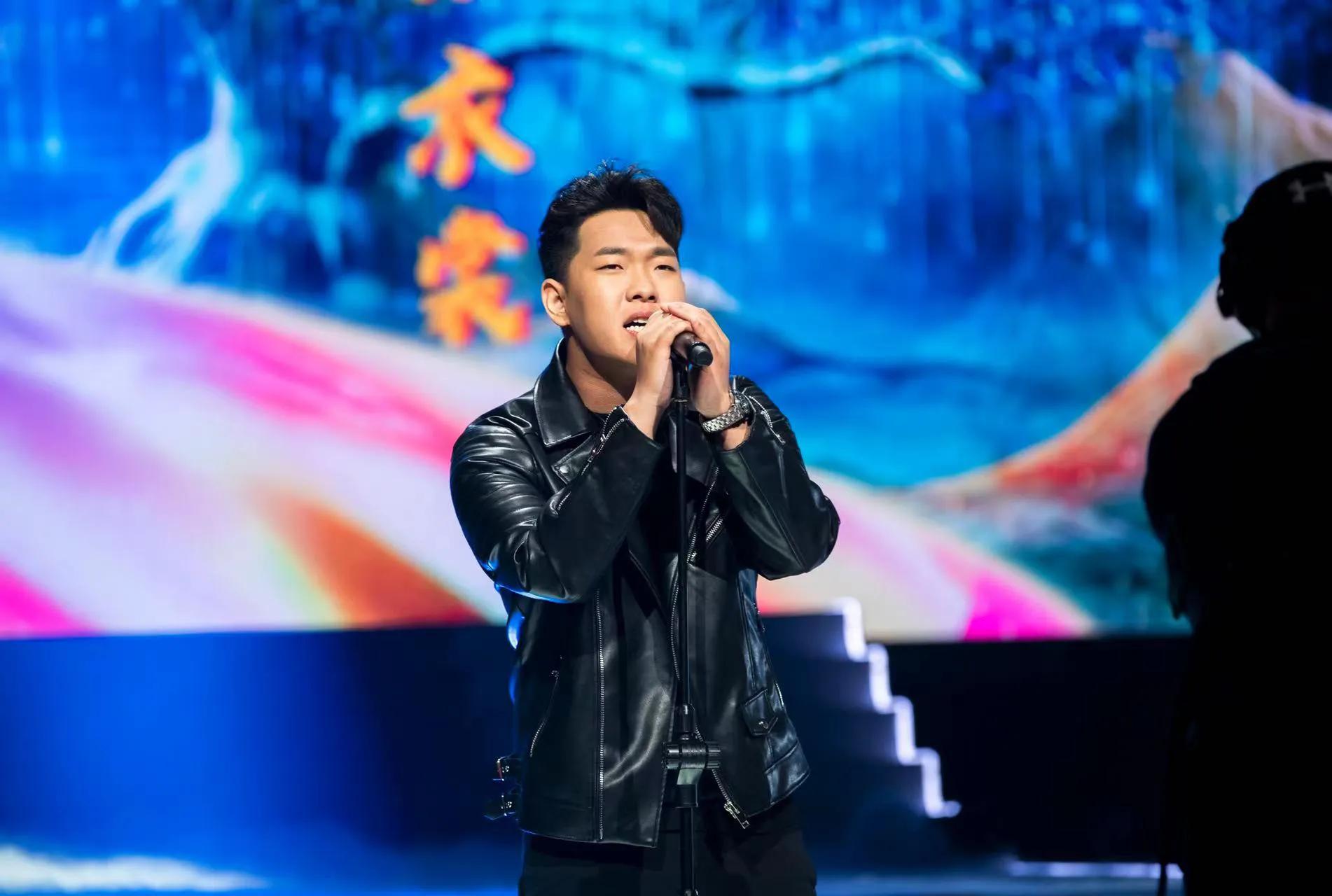 夏日之夜，火热开赛，《星光大道》夏赛季阶段赛闪亮开启