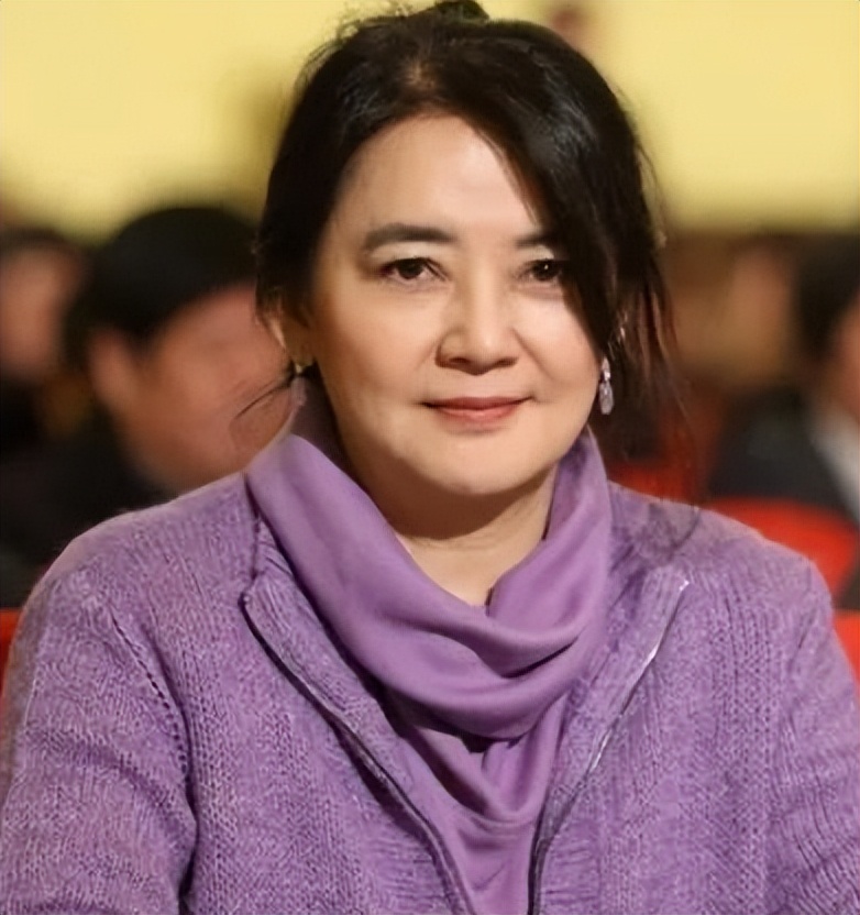 胡慧中：林青霞的接班人，挚爱的两个男人，一个惨死一个锒铛入狱