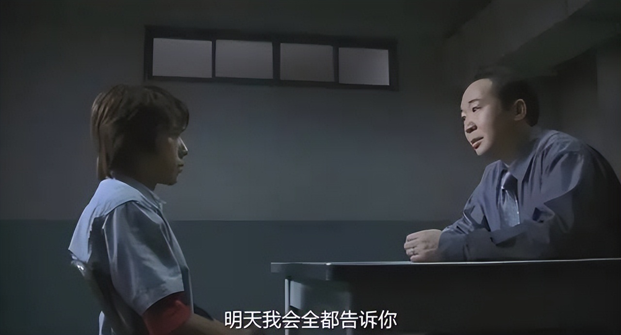 他17岁，愿望是杀死继父