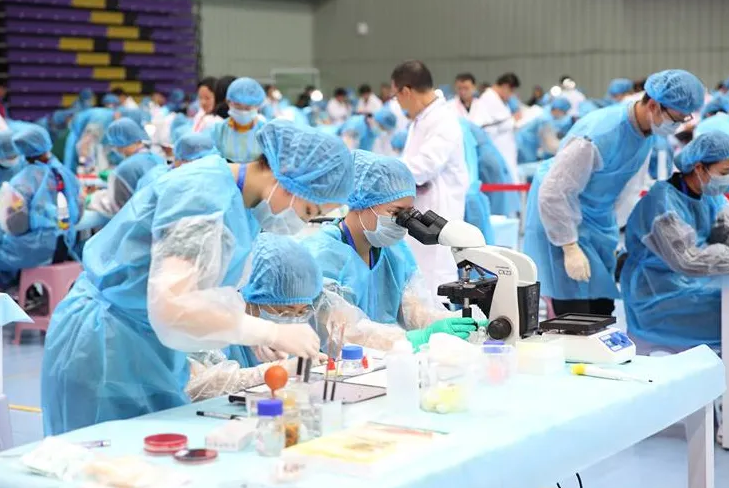 医学类大学前30名排行榜，协和排名令人意外，湘雅遭遇滑铁卢