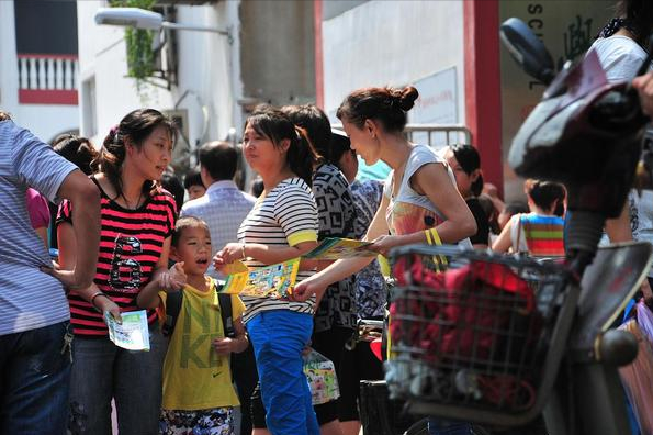 河南这2所大学毕业证一文不值，早已被点名曝光，家长报考需谨慎