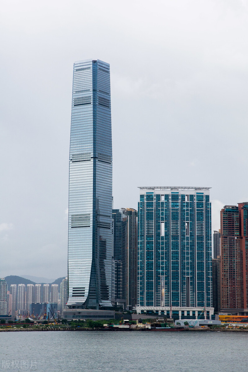 项目高度:484米n项目楼层:108层项目八,香港环球贸易广场项目高度:492