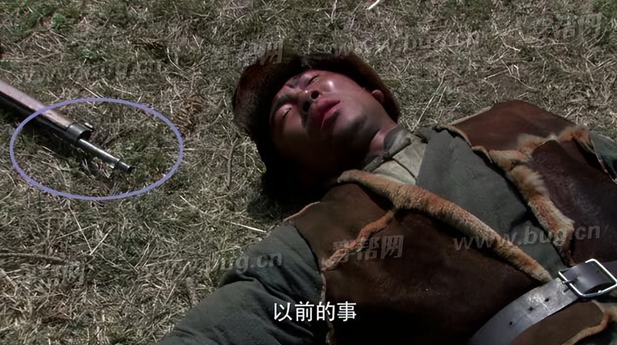 从心所欲的影视穿帮，球鞋露脸，枪抢C位，更过分就是包包