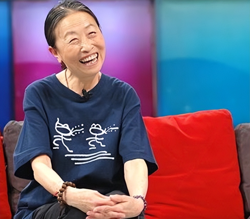 这10位母亲专业户，烟火气又不失魅力，都是中国人心中母亲的模样