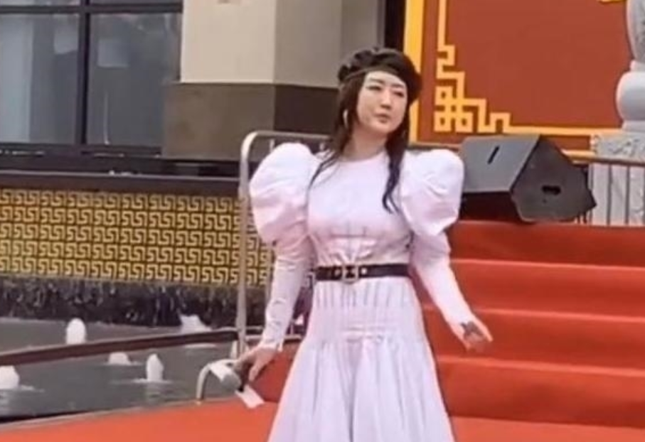 红得快，沉得也快！这7位“风光不再”的明星，有人不火太可惜了