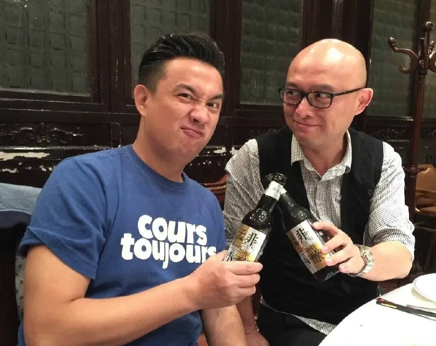 4元成本卖上千，火锅店人均500元，他们坑起粉丝来一点儿都不手软