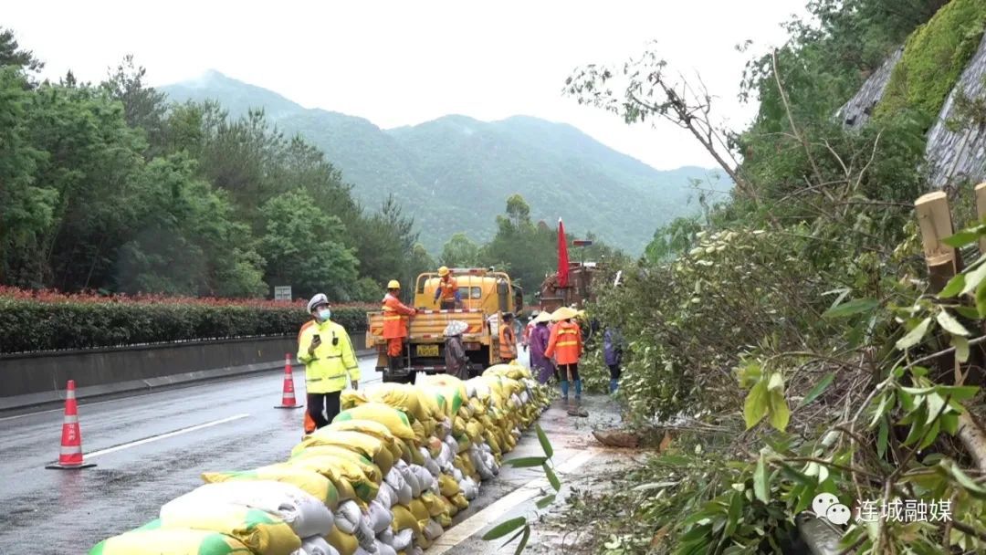 防灾减灾 | 连城：连续降雨致边坡塌方 高速交警联合多部门紧急处置