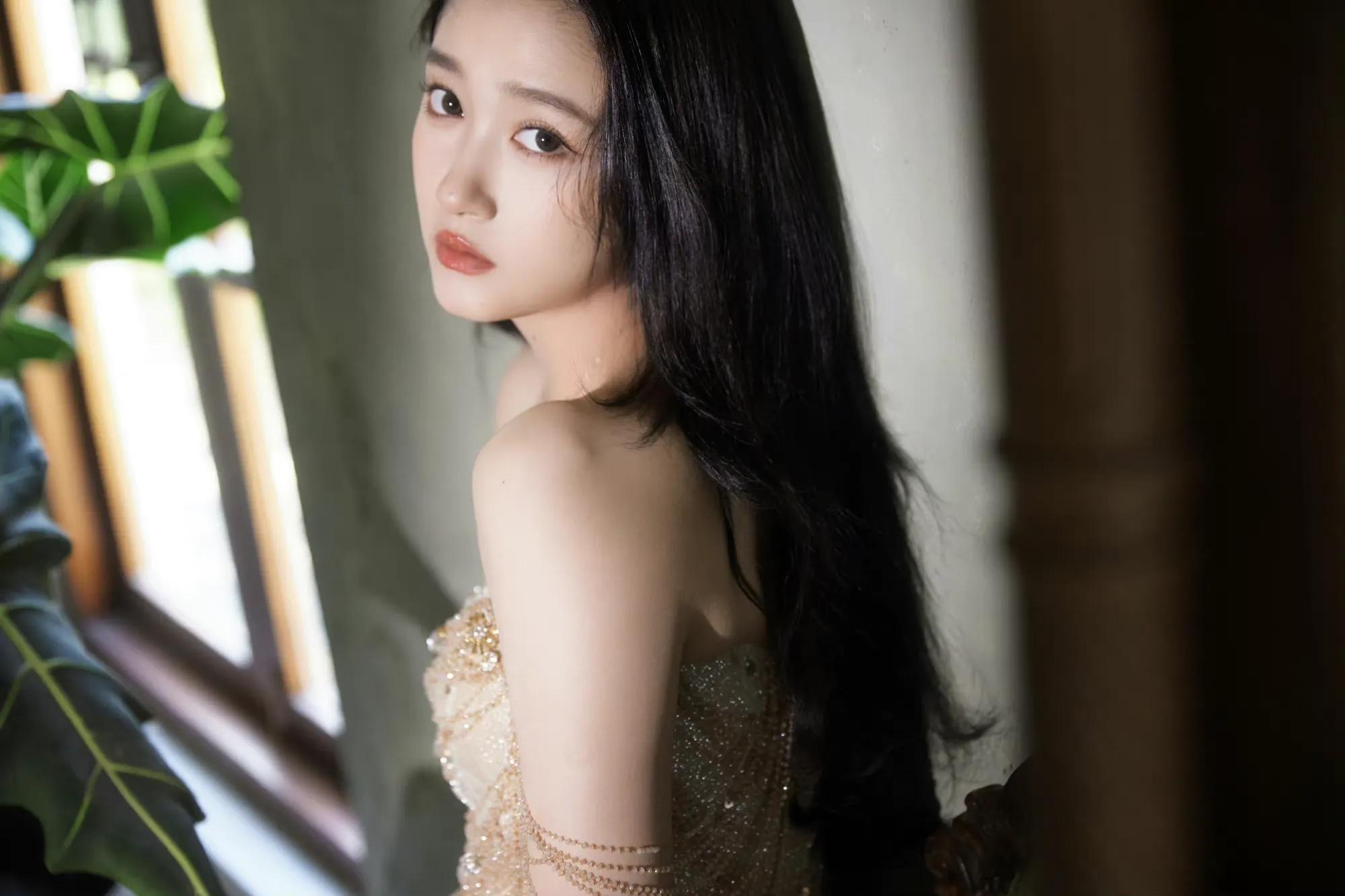 关晓彤｜女神真美