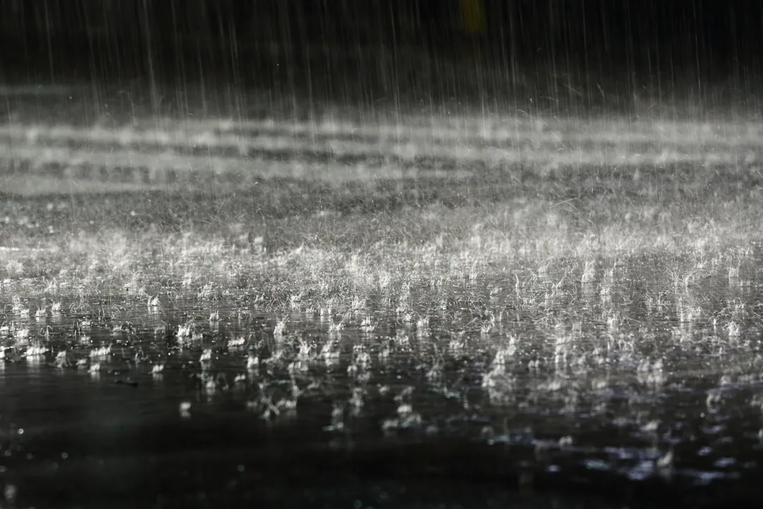 “大雨”不是big rain,“小雨”也不是samll rain