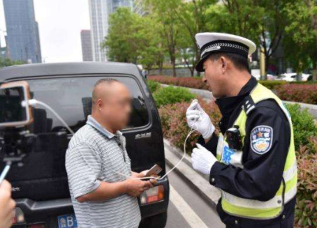 酒驾处罚标准2022,最新酒驾处罚标准2022