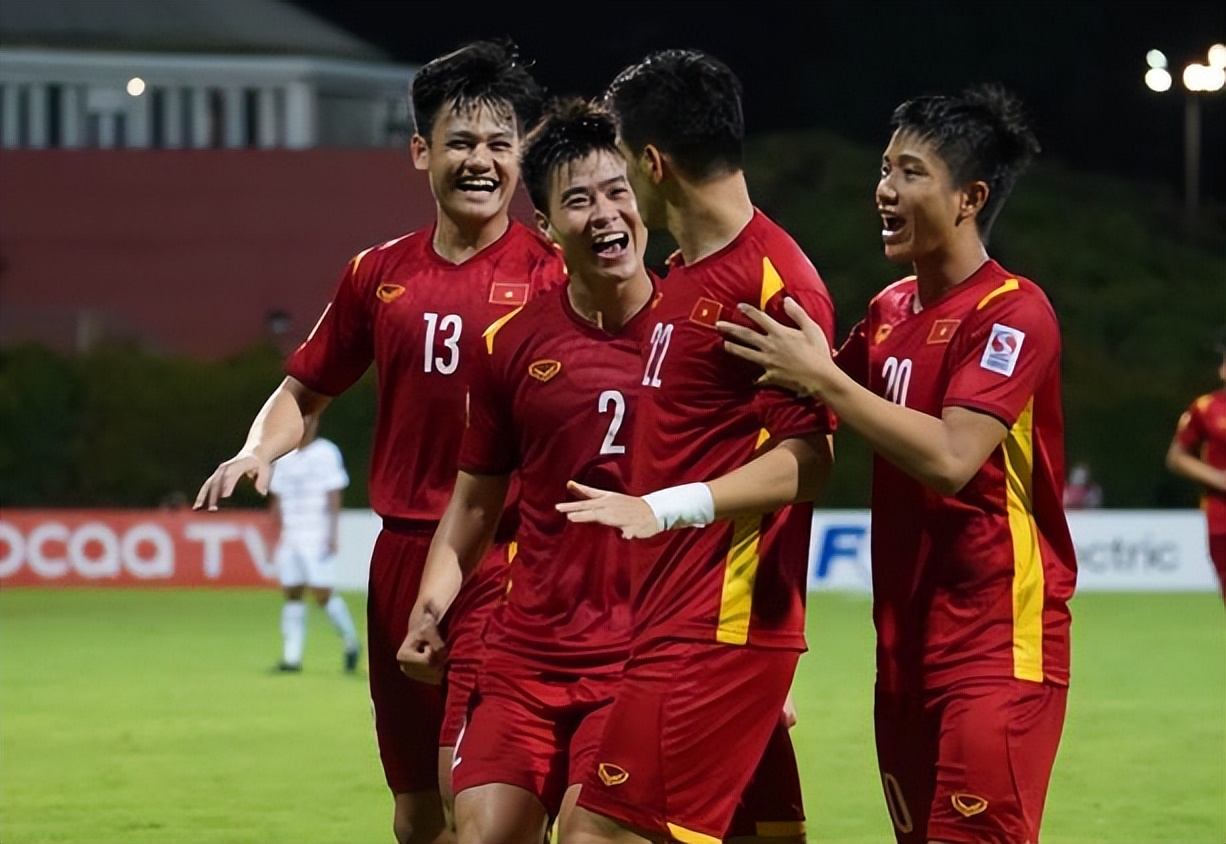 世界杯中国队输球还有机会吗(3-1！2-1！东南亚2大豪强崛起，国足遭打击：2026年世界杯仍没戏)