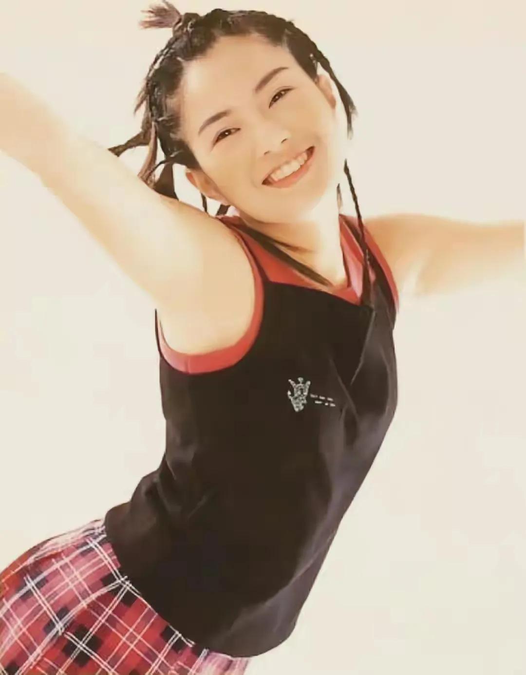 曾经风光，如今落魄的9位女星，有人向粉丝借钱，有人捡菜叶充饥
