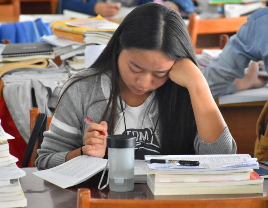 北大学生跑到武汉大学读研，网友不能理解，其实这才是聪明的选择