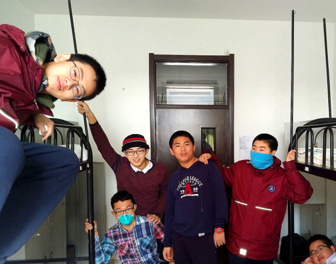 住校和走读的差别在哪里？各自优缺点？学生可提前了解