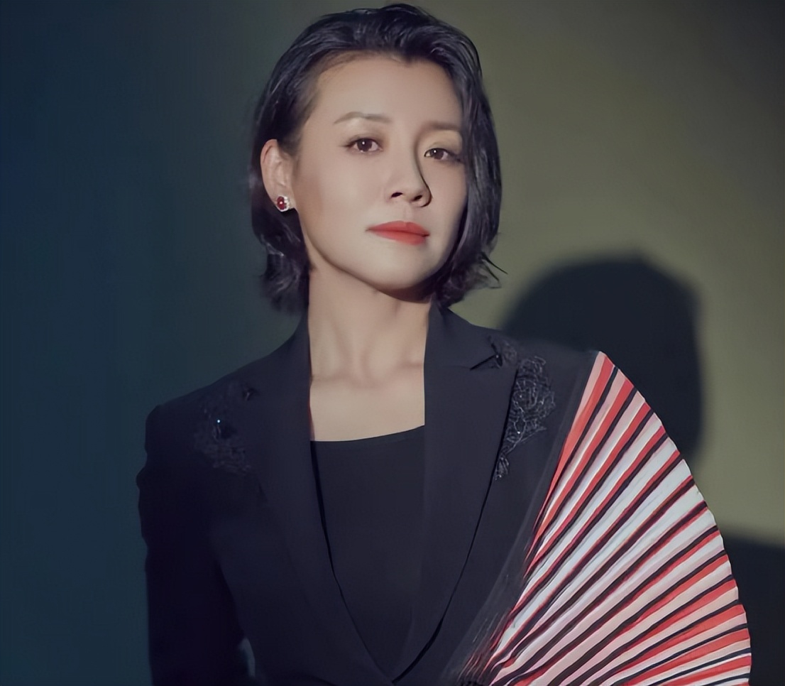 殷桃的痣、梅婷的黑眼圈，娱乐圈坚决不整容的女星，我只服这10位