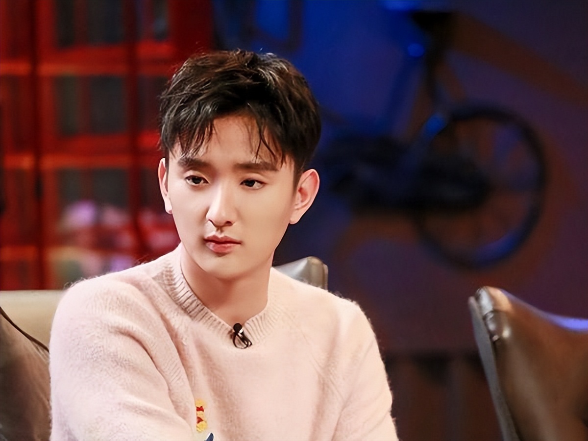 有点名气就把自己当巨星：不敬业、耍大牌、顶嘴还狡辩，可真行