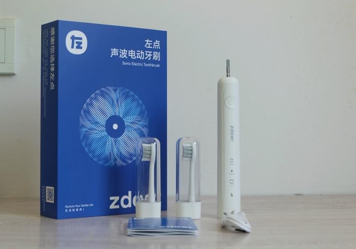 每天使用左点声波电动牙刷 用2分钟来拯救一整天的好心情