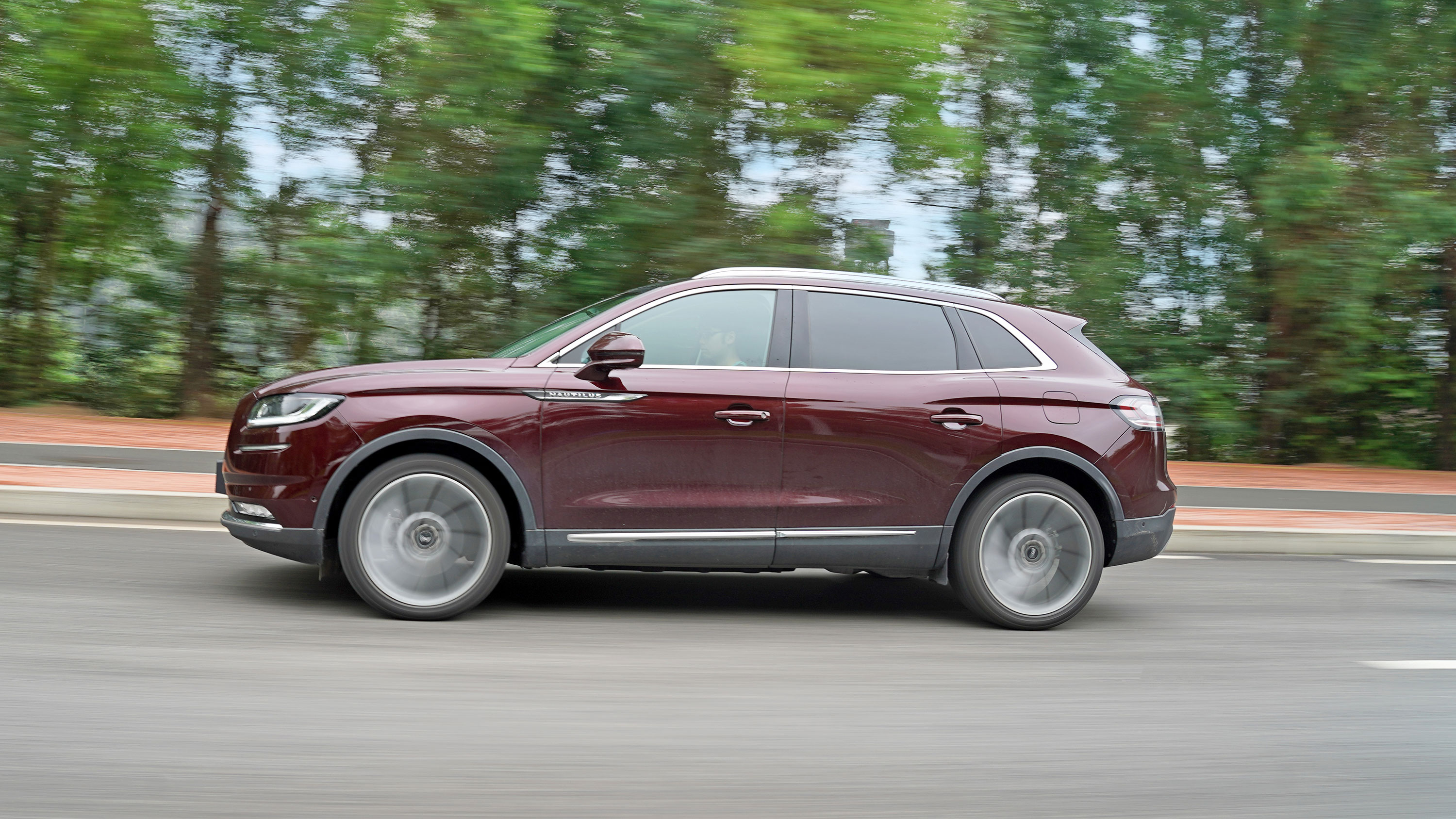试驾林肯航海家：40万就能买到大V6，还要什么BBA？