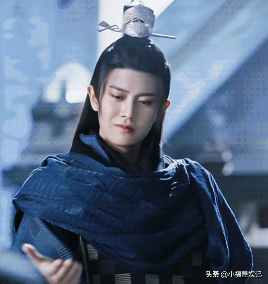 盘点“歪嘴杀”的13位明星，个个惊艳到糖分超标，帅到心坎里了