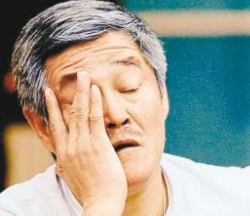 同是赵本山的种，把前妻女儿和后妻女儿一对比，差距一目了然