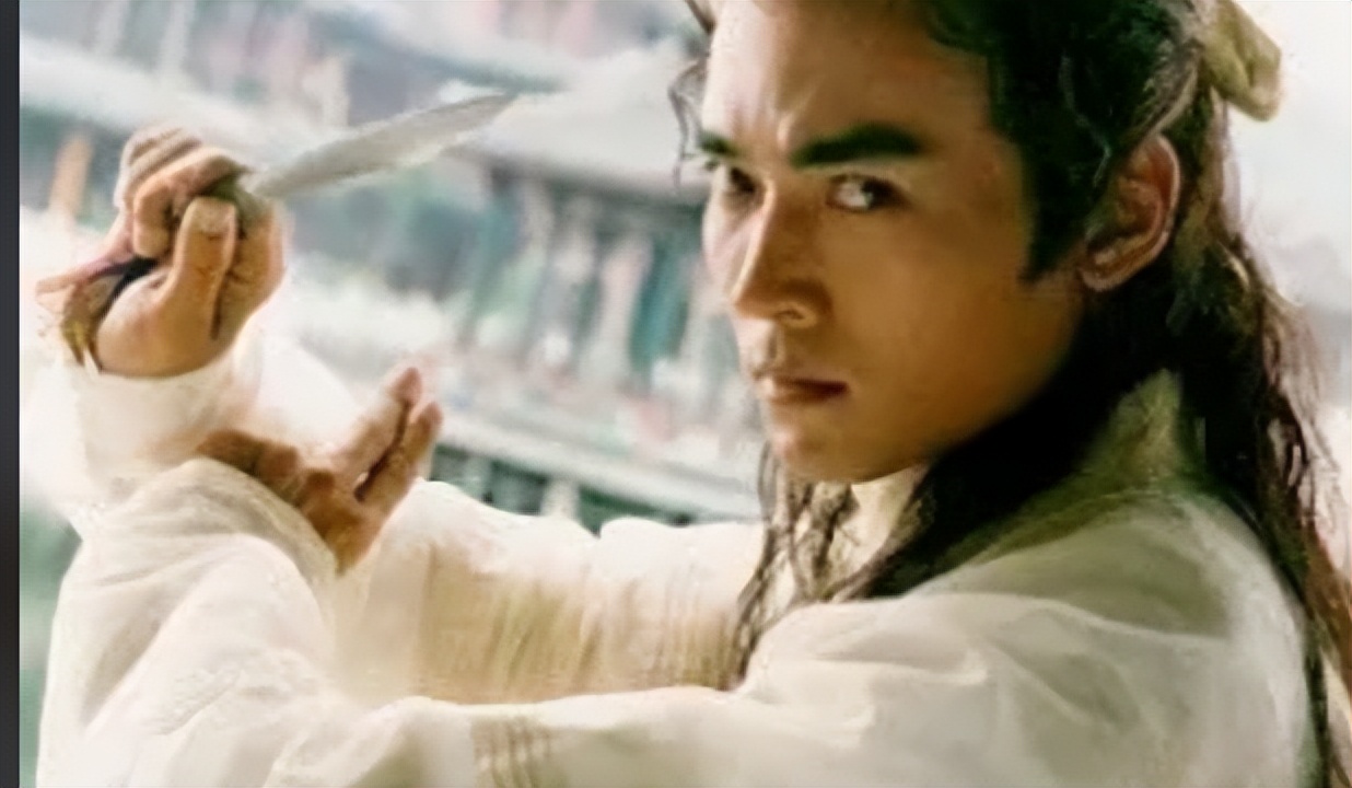 “含胸驼背”别硬演古偶，所谓“玉面小郎君”，还得看这9位明星