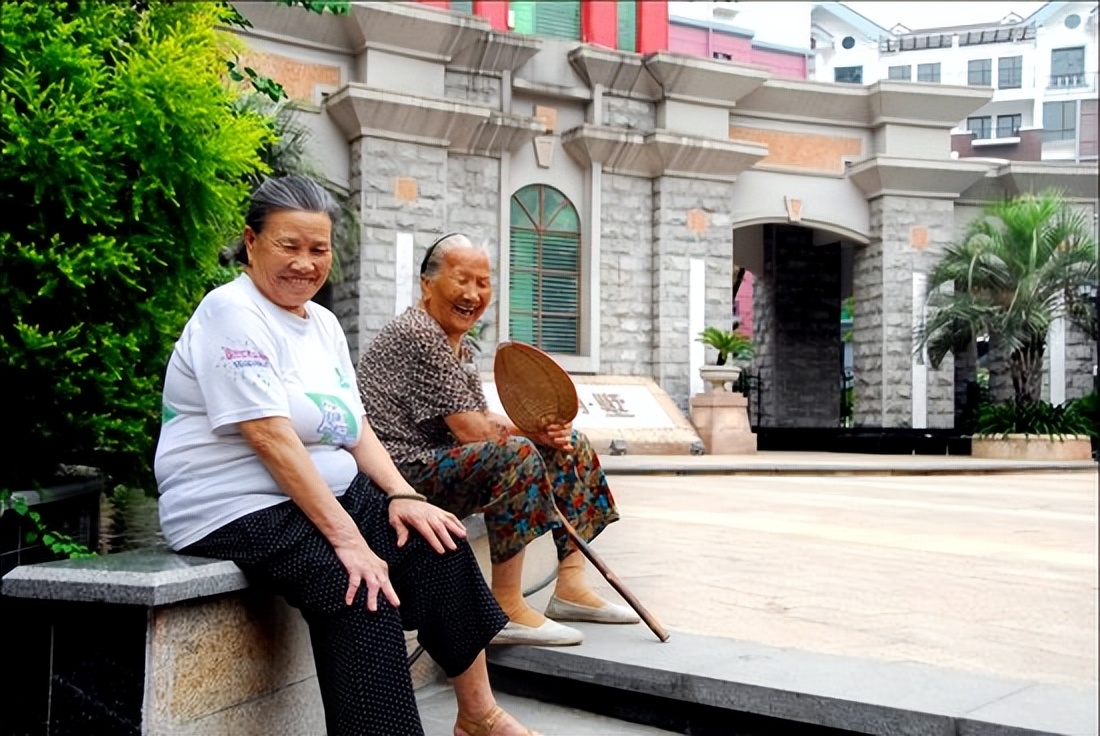 我和我的儿媳妇完完（给儿媳带娃后）