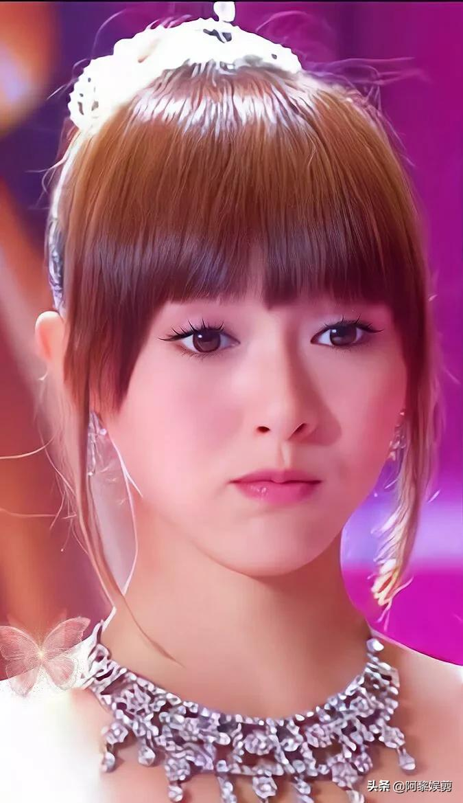 唐嫣年少时清纯灵动，气质不凡太可爱了