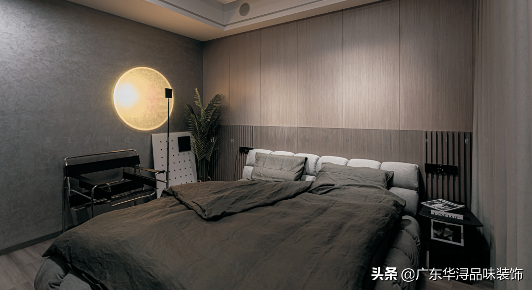 深沉的颜色时尚的家装(深沉的颜色时尚的家装品牌)