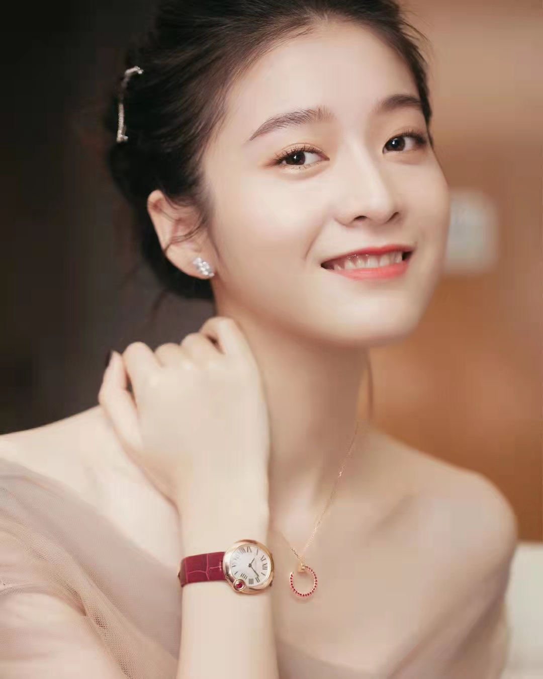 卡地亚、宝格丽、蒂芙尼有哪些经典款项链，适合30岁左右的小仙女