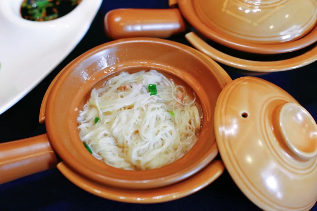 去浙江吃海鲜，只知道舟山和象山？那是你没吃过三门海鲜宴吧