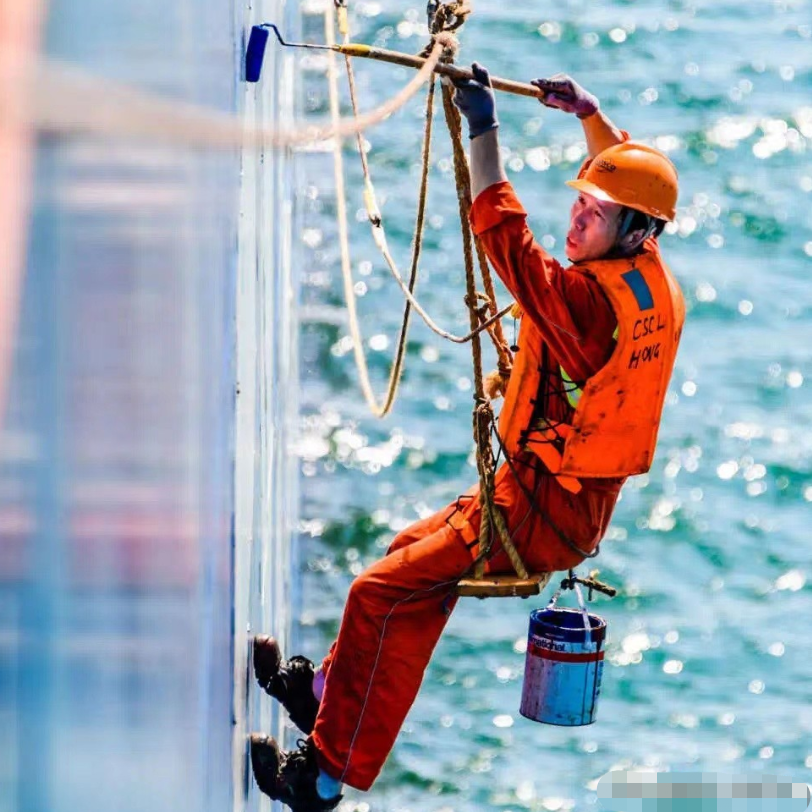 辽宁90后小伙做海员，月薪四万觉得不幸福，七年后选择七千的工作