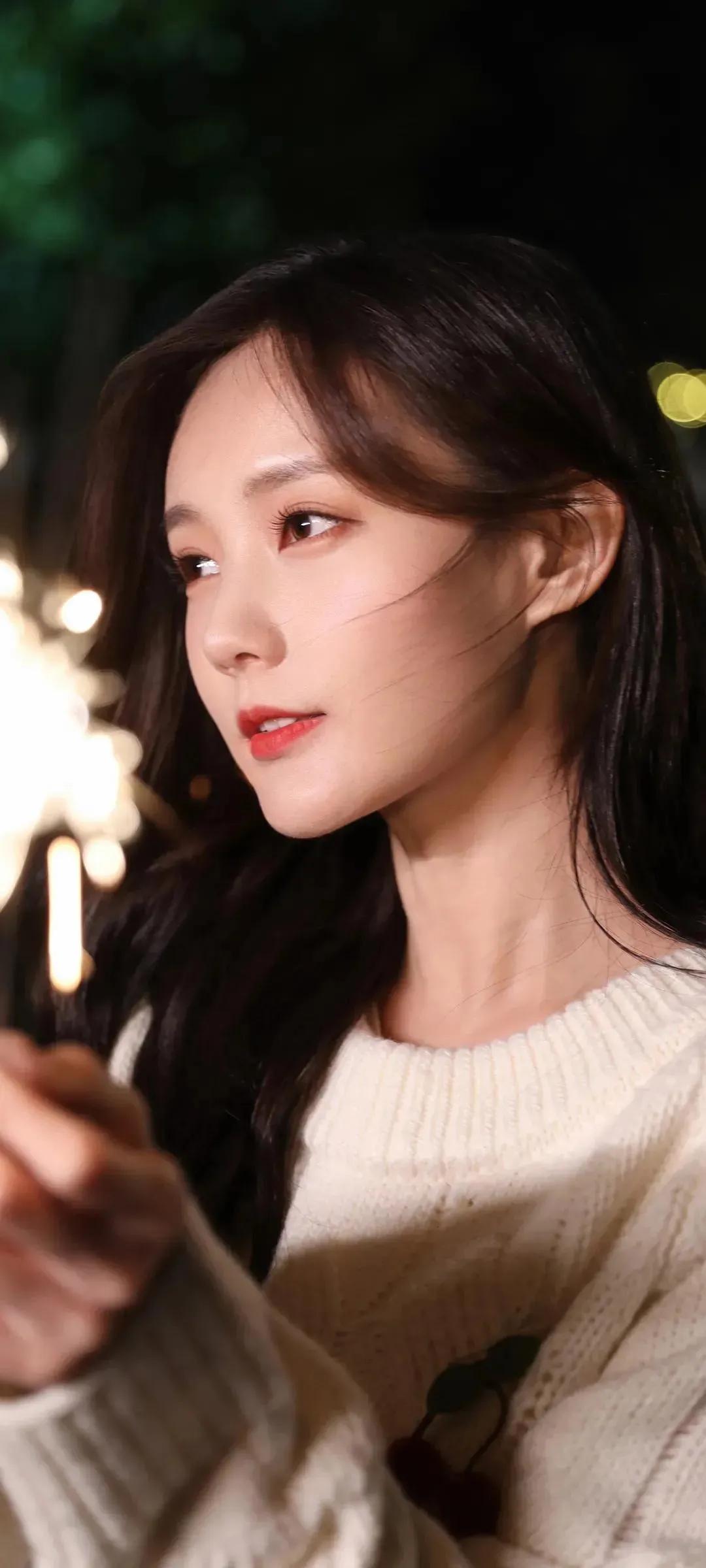 李一桐全屏高清壁纸