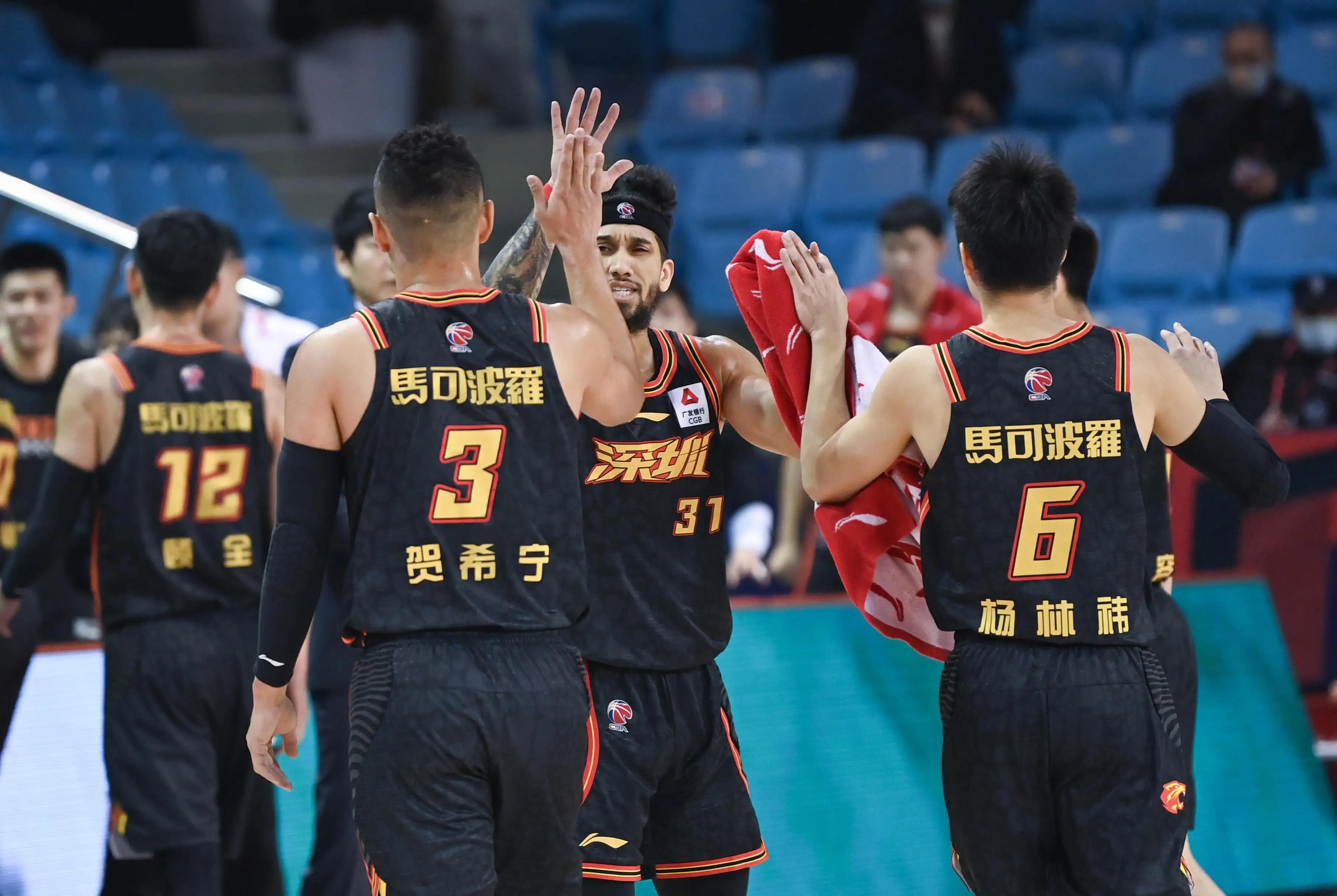 为什么cba广东有三个球队(CBA：广东三支球队，深圳更有机会进半决赛)