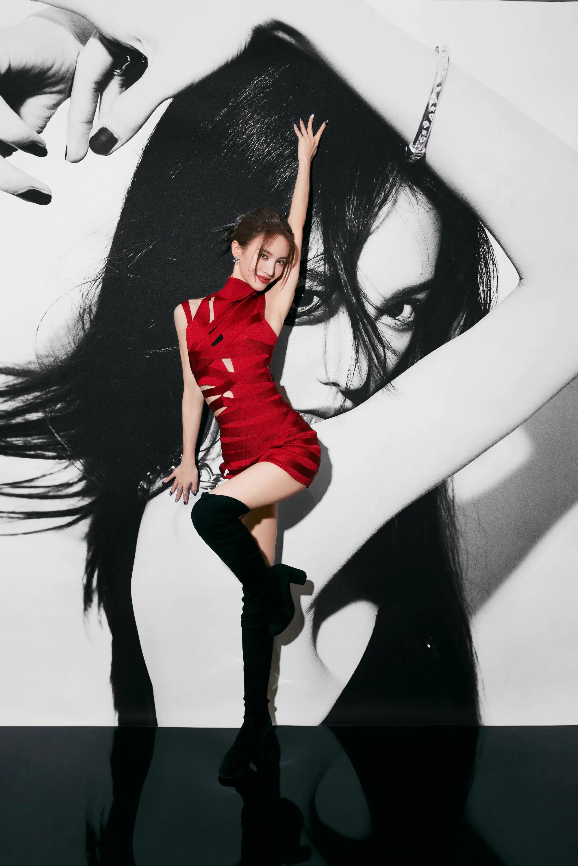 金晨炙热火焰大片