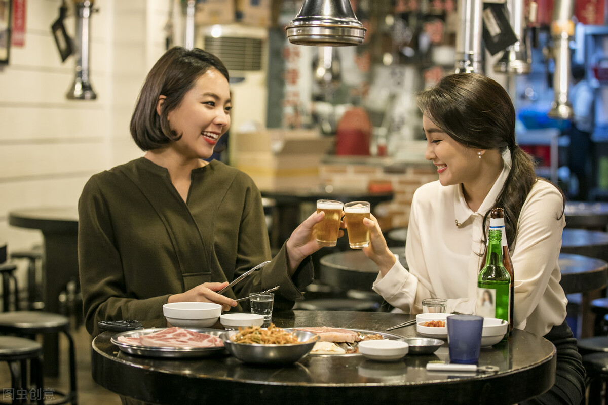 姐妹朋友聚会朋友圈文案