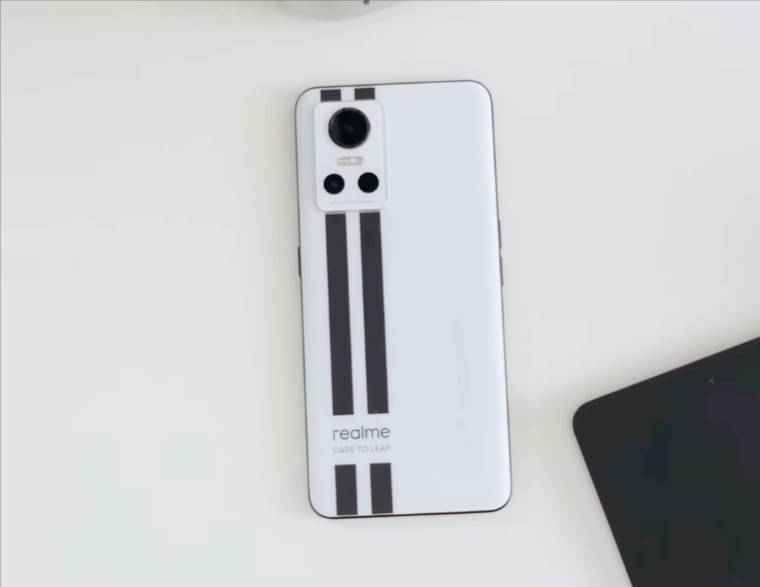 国产手机再次突破，256GB+150W+天玑8100，冲刺618跌至2499元