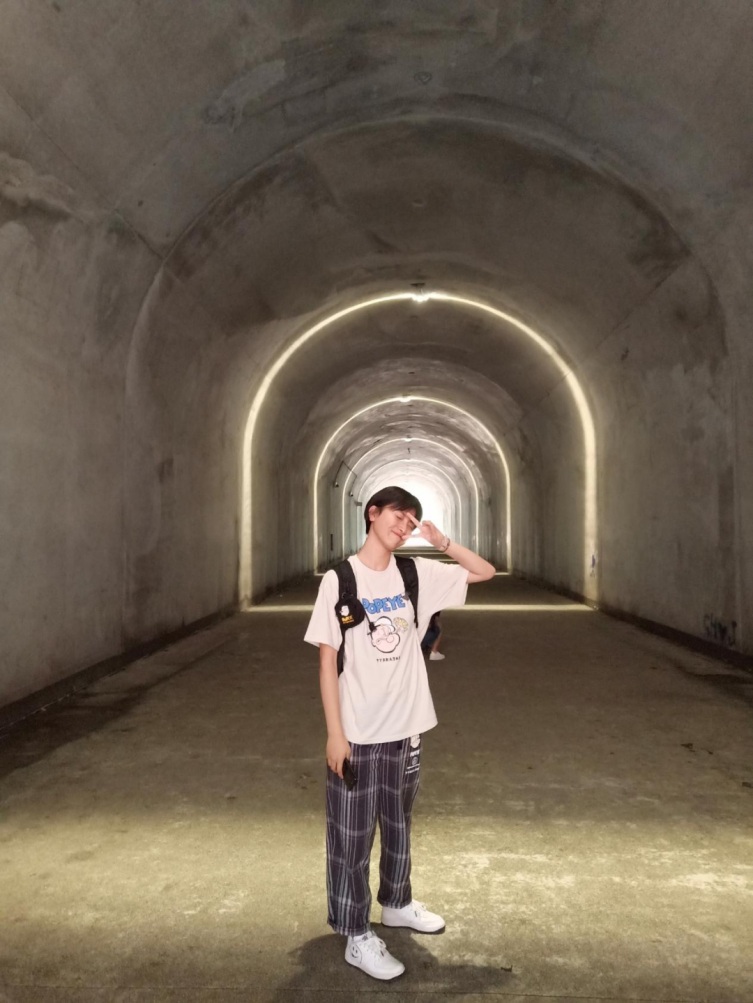 重庆9位女神学霸：就读同所大学，全部考研/保研985名校，奖项拿到手软！