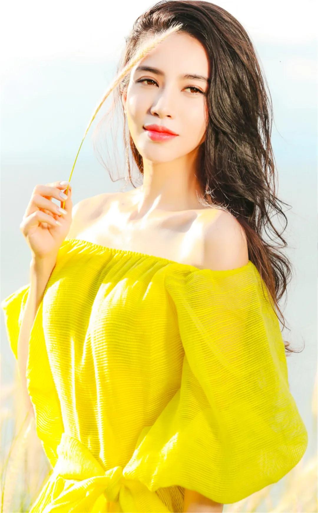 财神客栈玲珑(潘霜霜,我是小舒淇,可以给你一场饕餮盛宴)