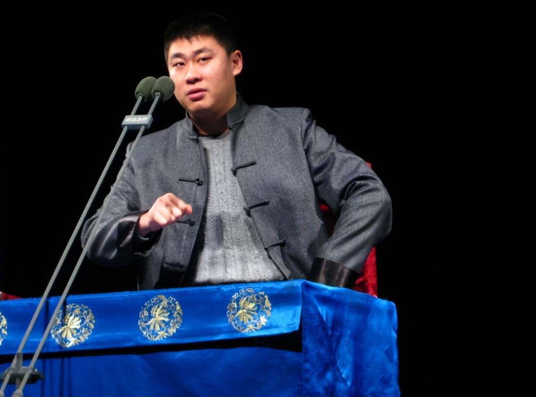 被德云社除名,做法比何伟更卑劣,郭鹤鸣就这样改写了自己的结局