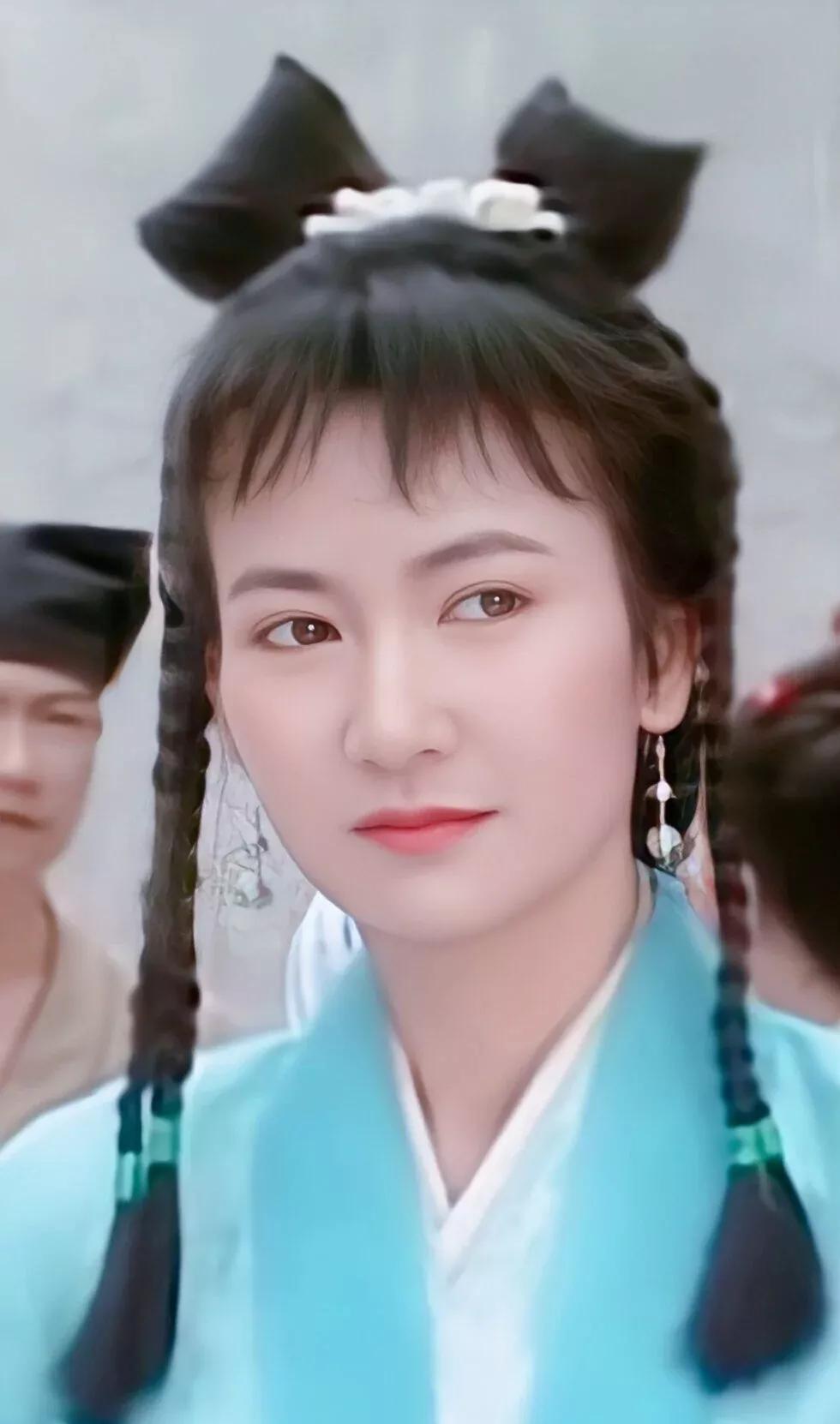 陈美琪版的小青太美，太可爱了