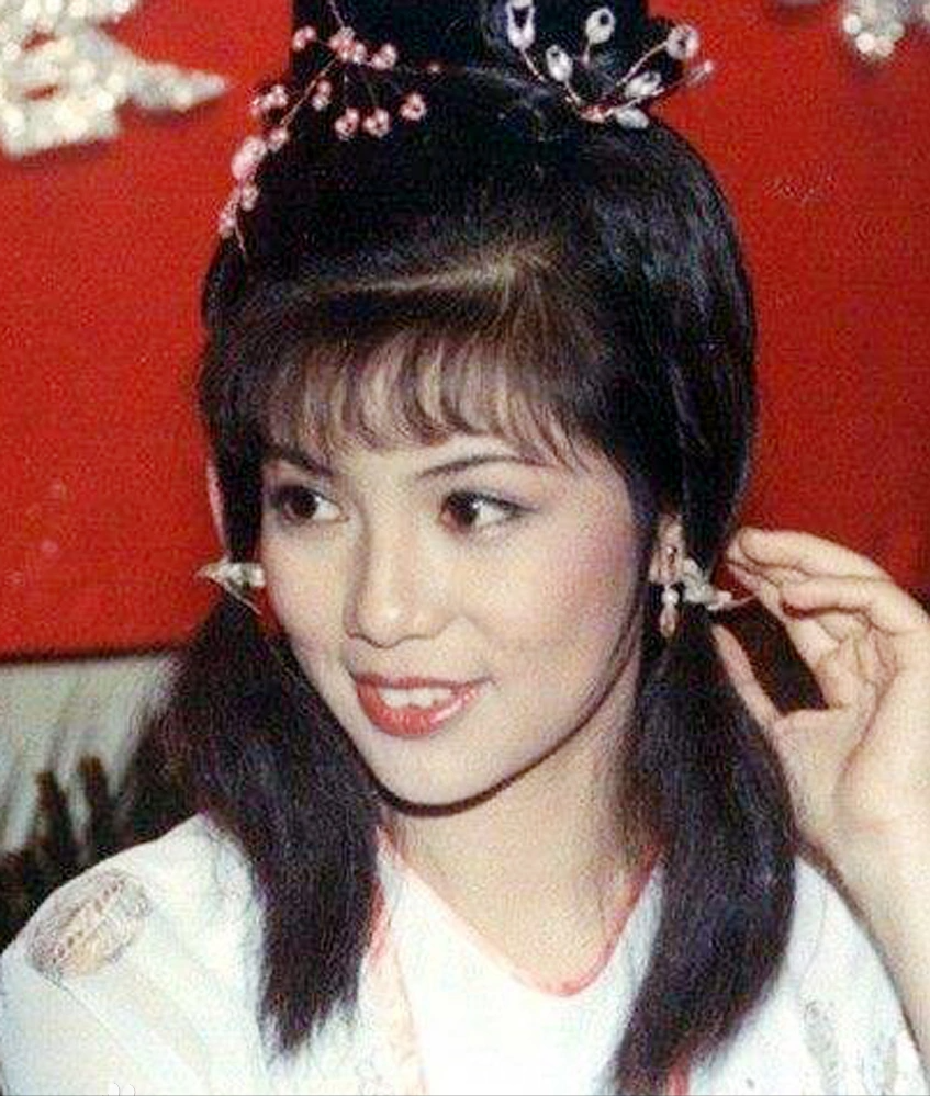 “俏黄蓉”翁美玲死因之谜：为情所困是事实，法医的细节令人深思