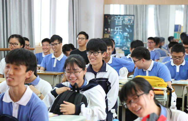 新高考模式下，考生的语数外总分需要达到多少？才有机会上985？