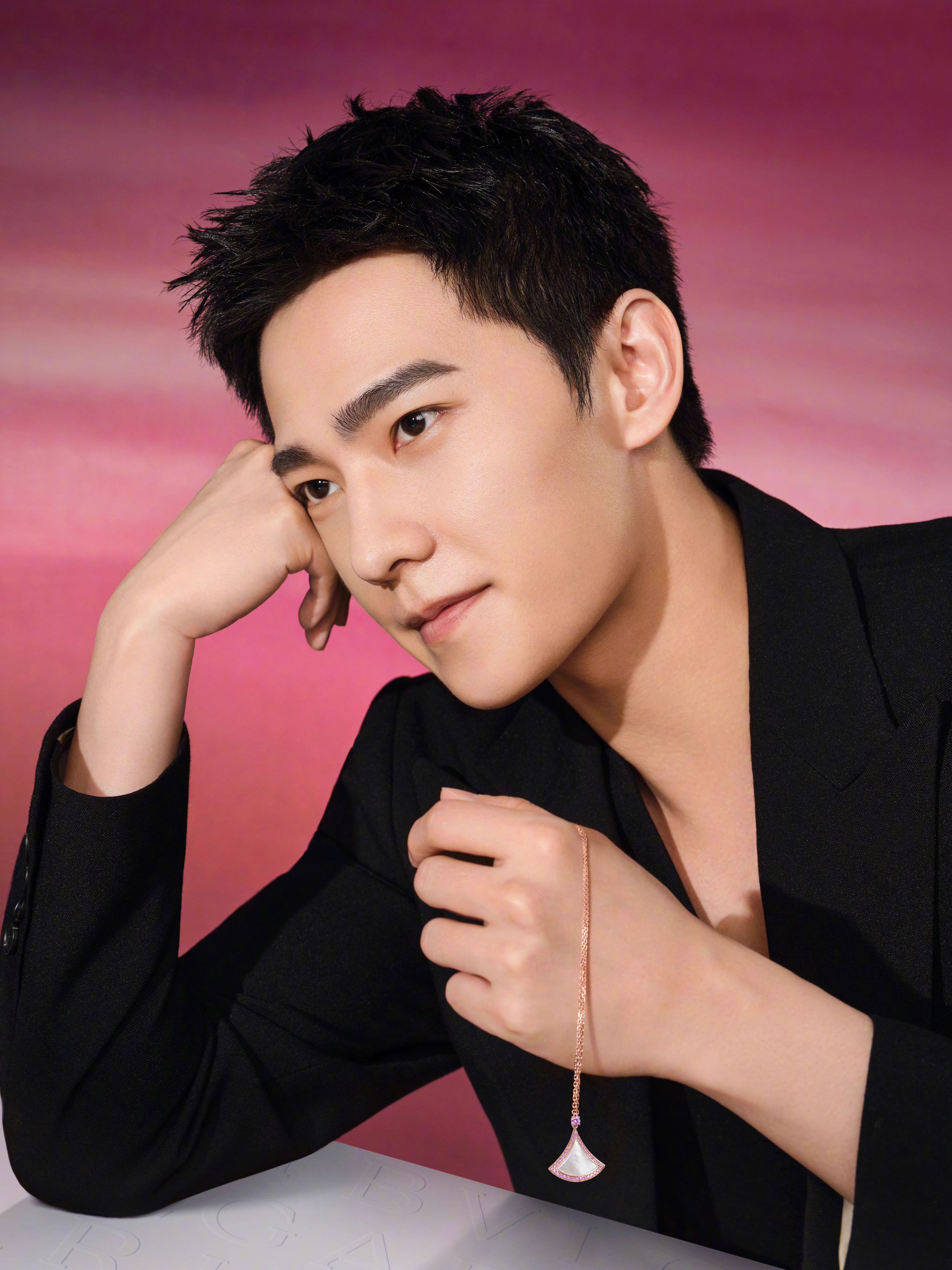 杨洋 |             <div id=