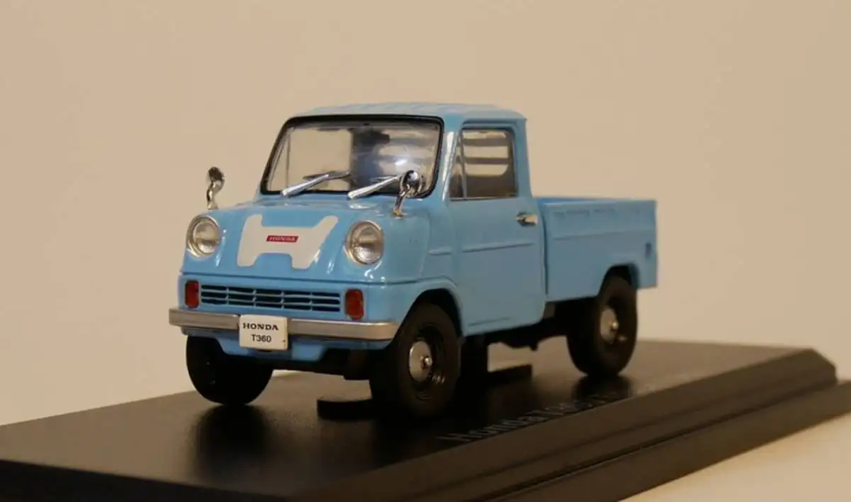 1963年8月,中置后驱微型货车t360成为了本田正式推向市场的首款车型.