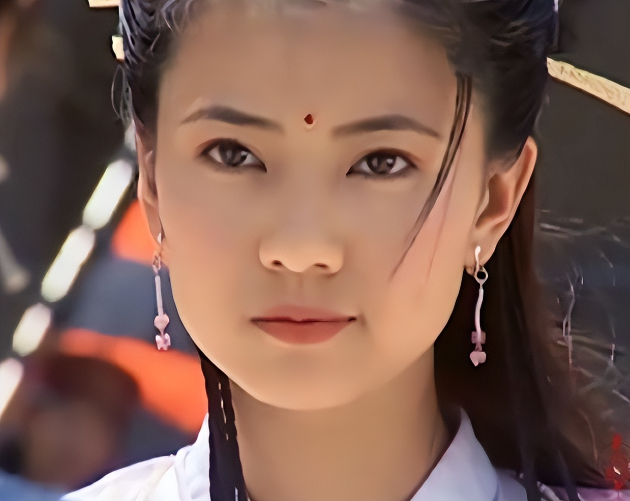 11年后再回顾高圆圆，遇到“真命天子”前，她究竟付出了多少？