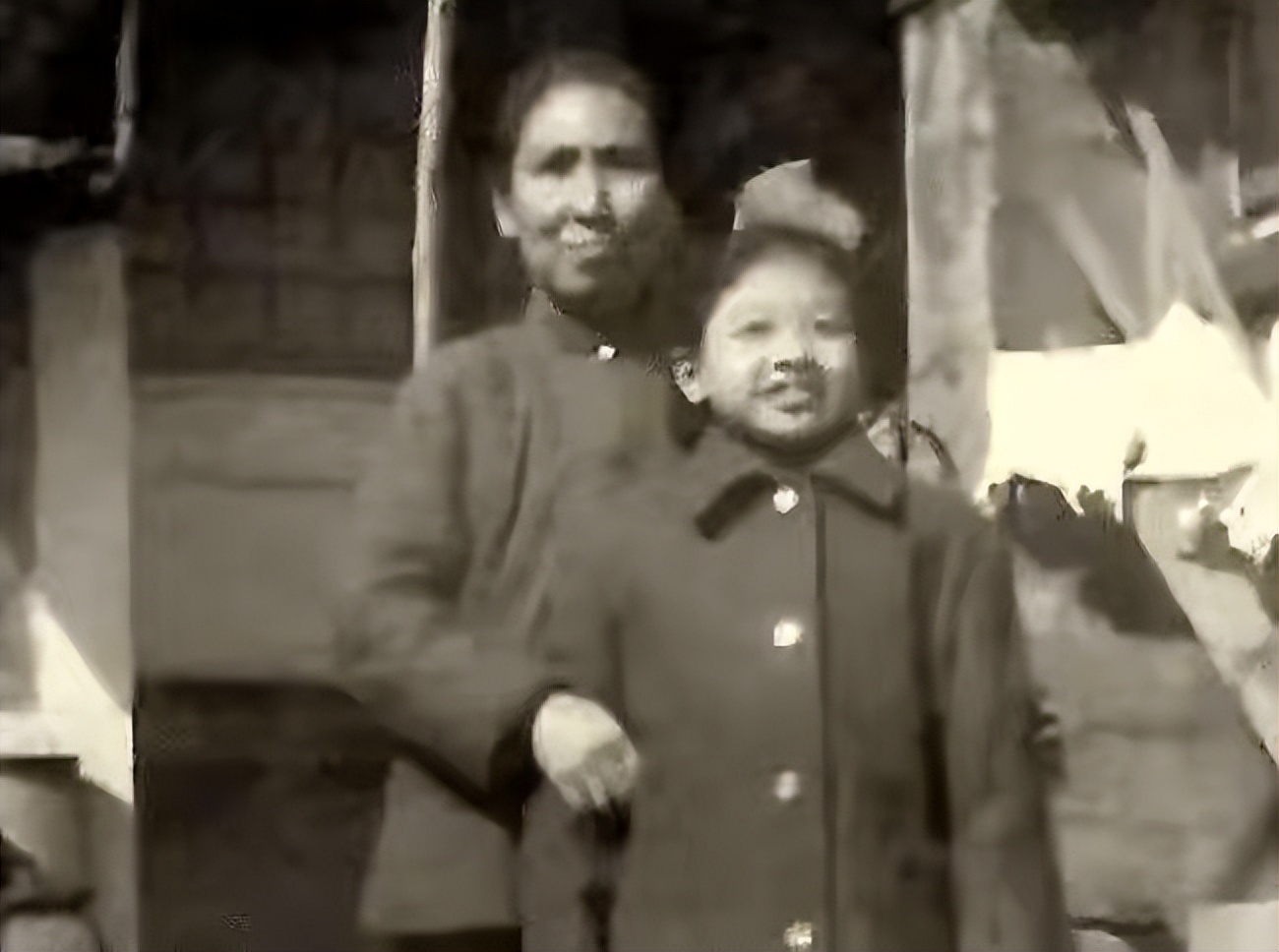 不仅名气大，军衔也高到吓人！这12个明星，个个一身正气堪称清流